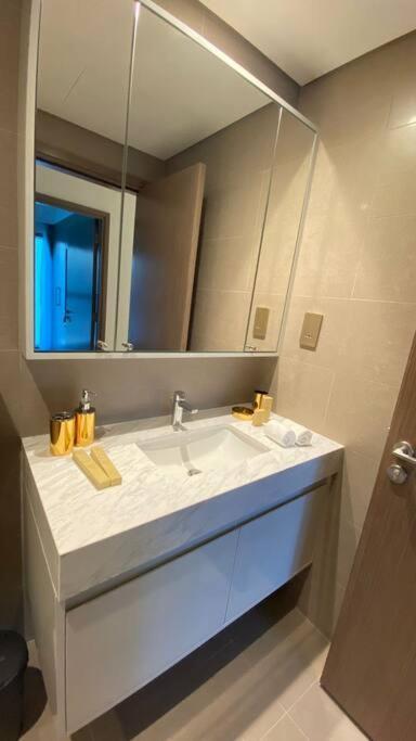 Apartment Fully Furnished One Bedroom *